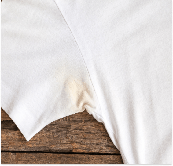 Как избавиться от желтых пятен на белой и светлой одежде?